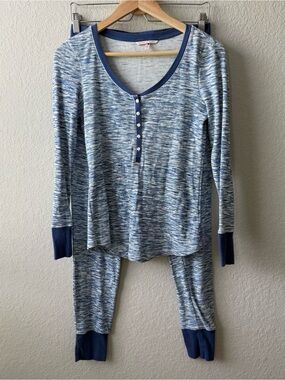 Victoria's Secret Blue Heathered Thermal Henley Long Sleeve Pajama Set